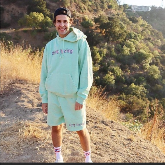 David’s Vlogs Matcha Sunset Medium Short - Picture 3 of 7